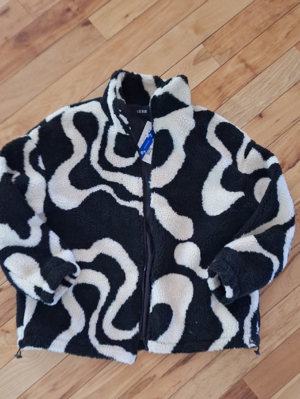 Cider Black & White Swirl Sherpa Jacket Viral Nwt